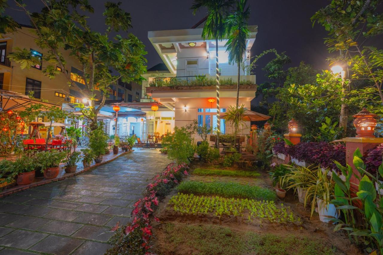 Strawberry Garden Homestay Хойан Экстерьер фото