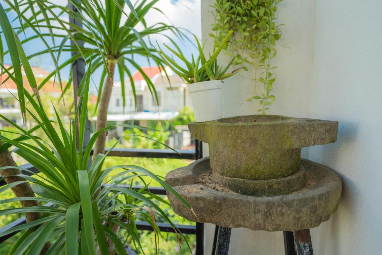 Strawberry Garden Homestay Хойан Экстерьер фото