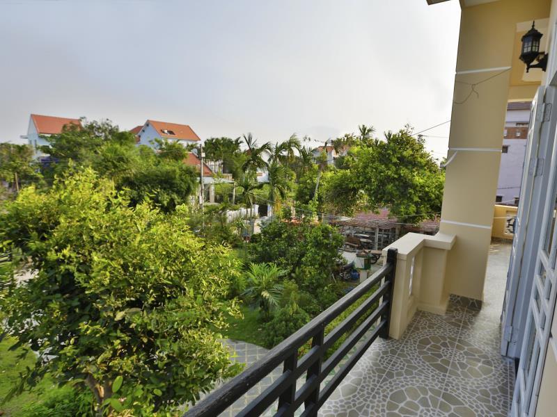 Strawberry Garden Homestay Хойан Экстерьер фото